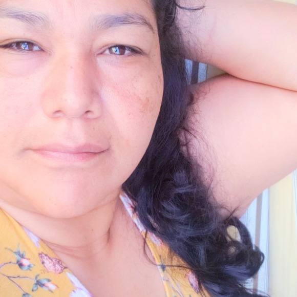 Meet your Posher, Elsy - Picture 1 of 1